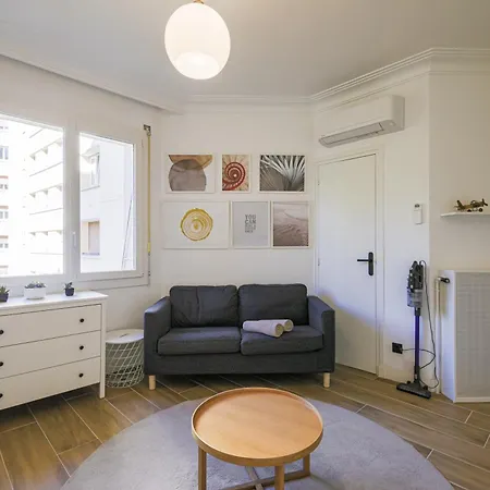 Climatisation 2p Renove 2 Personnes Tres アパート *